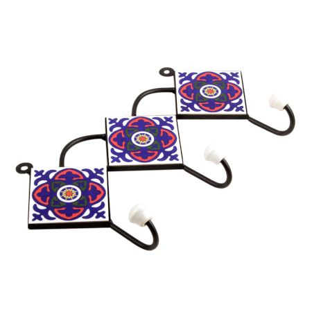 Navy Blue White Red Wheel Tiles Hook